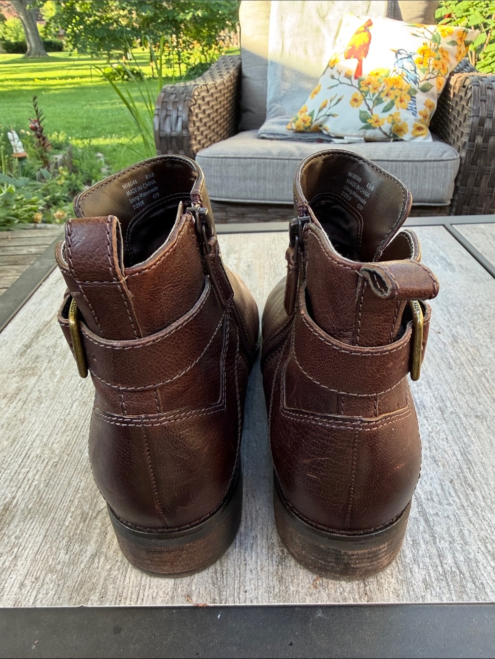 Cole Haan leather booties . Women’s size 8.5 - Picture 3 of 5